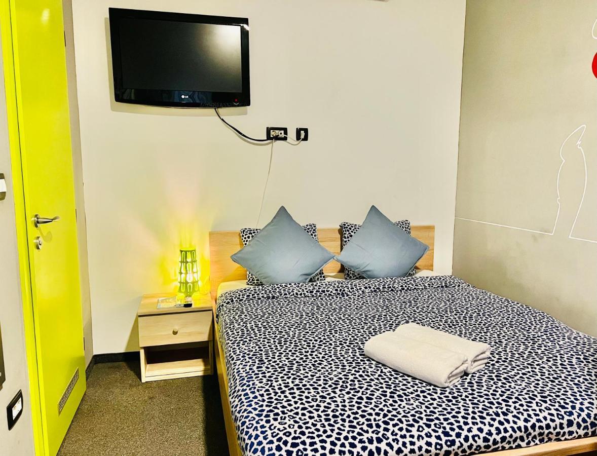 Himalayan Hostel Загреб Екстер'єр фото