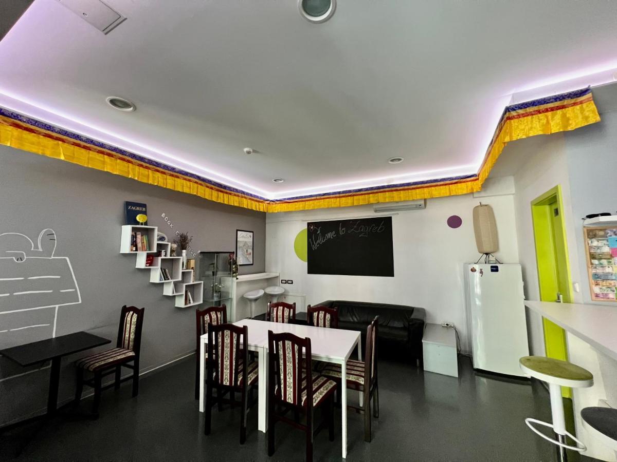Himalayan Hostel Загреб Екстер'єр фото