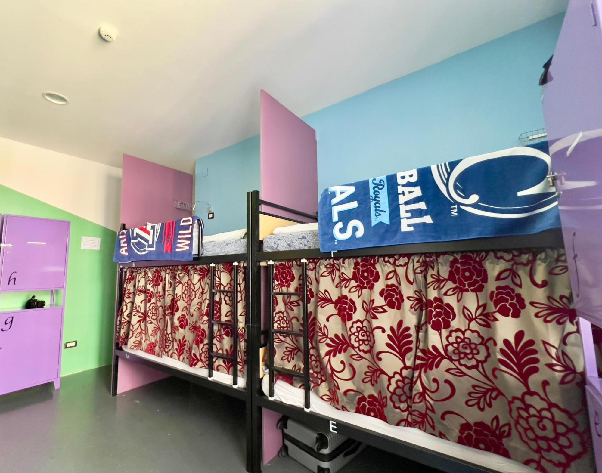 Himalayan Hostel Загреб Екстер'єр фото